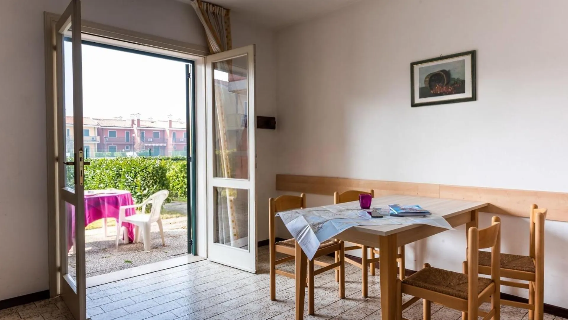 Cozy House With Garden And Pool In Bibione Apartment