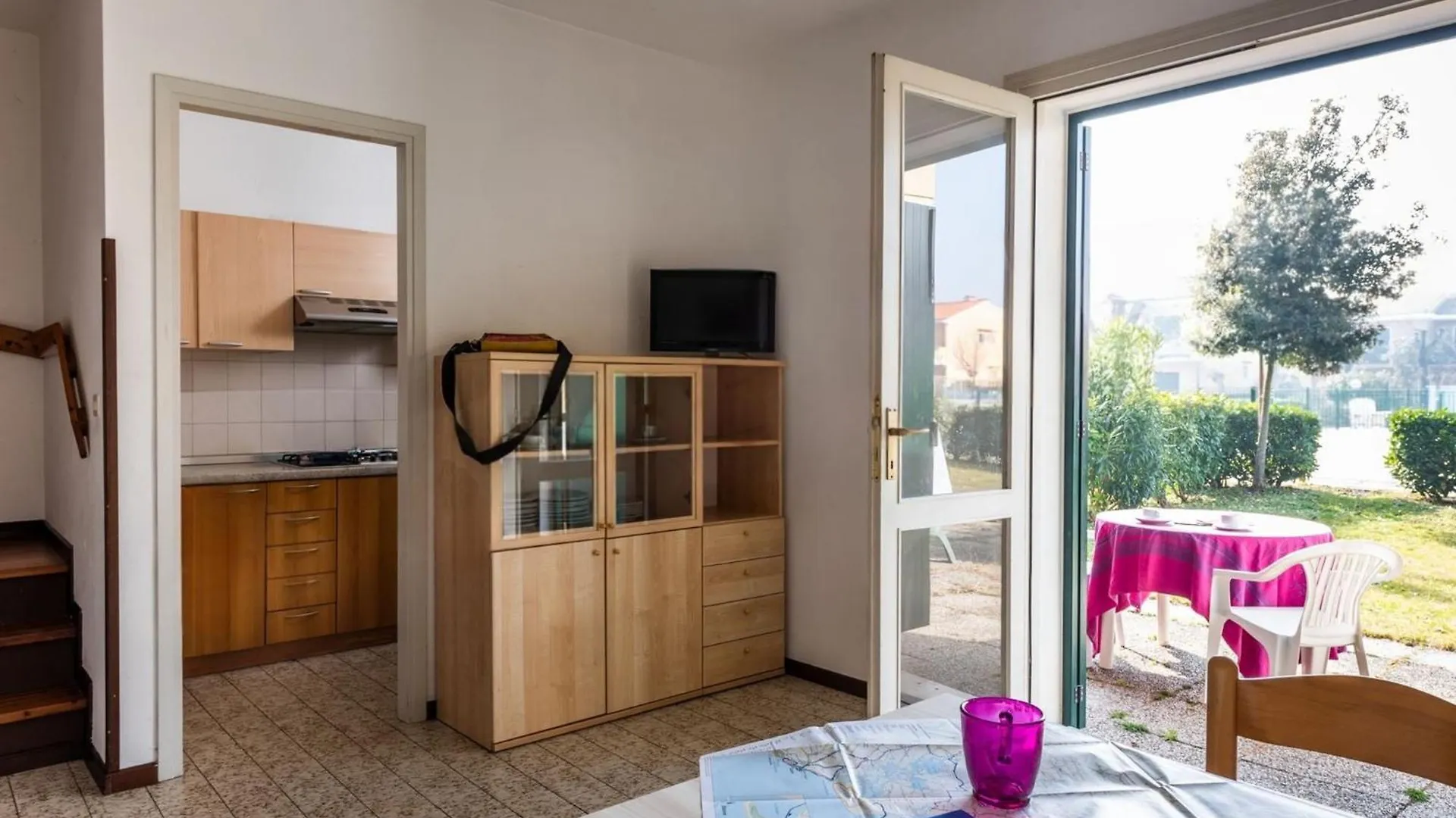 Cozy House With Garden And Pool In Bibione Apartment